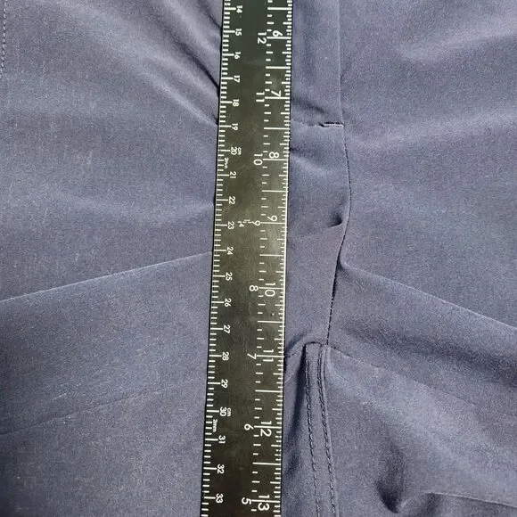 Chico's Zenergy Women 3 US 16 Navy High Rise Cargo Capri Pants - Picture 8 of 9